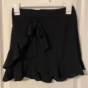 Size small black skirt, unknown brand